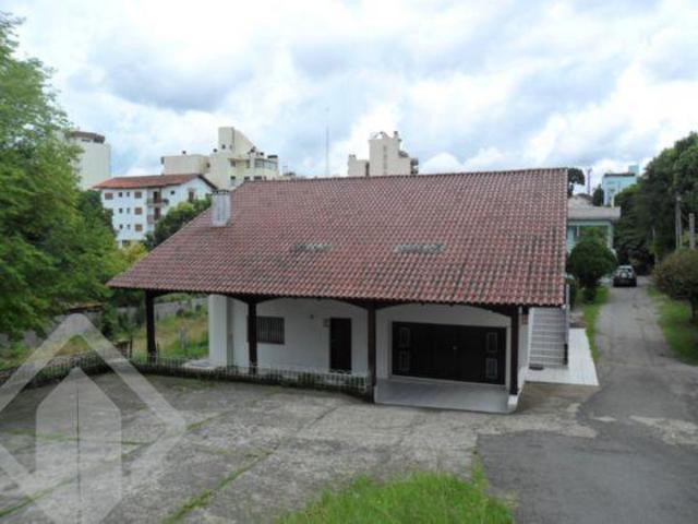 Terreno no bairro Pio X
