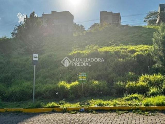 Terreno no bairro São Jorge frente sol da manhã e acima do nível da rua