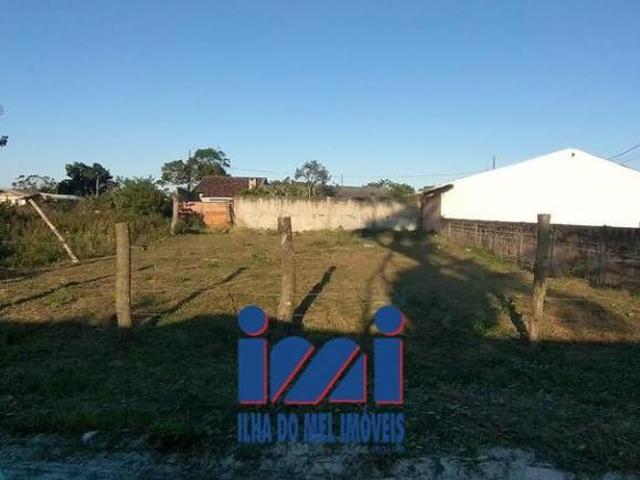 Terreno no balneário Curraes