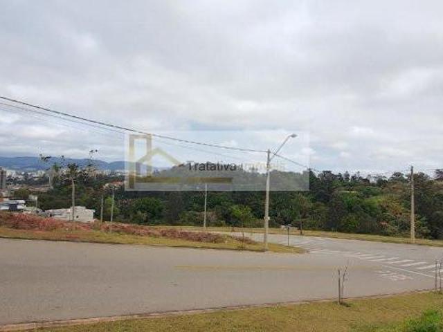 Terreno no Bosque do Horto 512m²