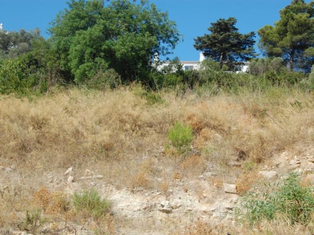 Terreno no centro de Carvoeiro
