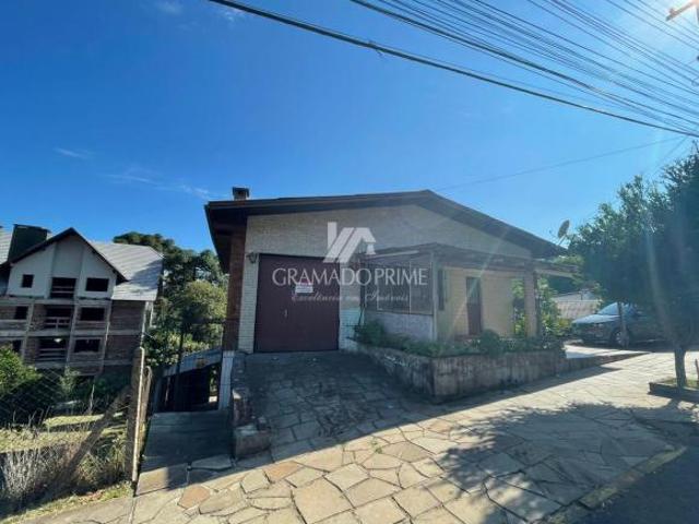 TERRENO NO CENTRO DE GRAMADO