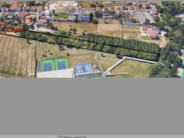 Terreno no Centro de São Romão – Leiria | 4.890 m²