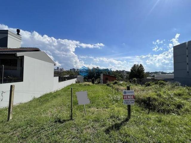 Terreno no Cinquentenário, área nobre confira!