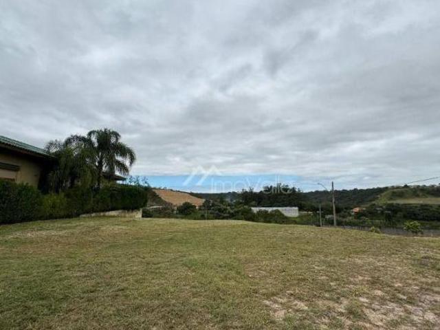 Terreno no Condomínio Altos da Quinta