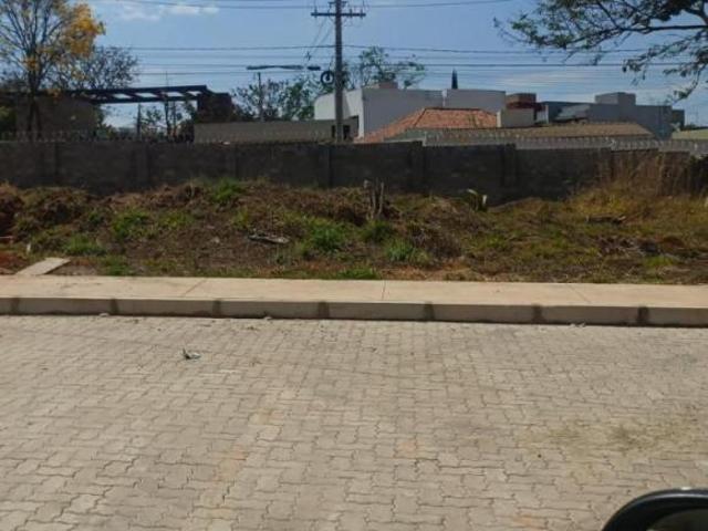 TERRENO NO CONDOMINIO ROTA DO SOL