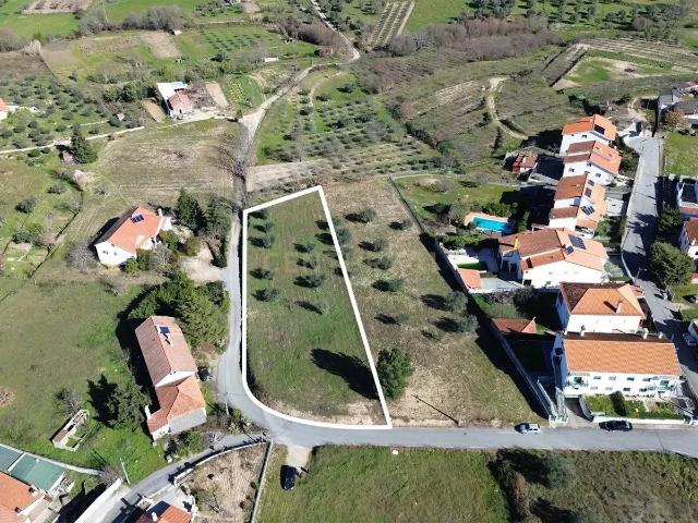 Terreno no Ferro com vista para a Serra da Estrela, Covilhã