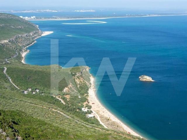 Terreno no Parque Natural da Arrábida 200m² Azeitão São Lourenço e São Simão