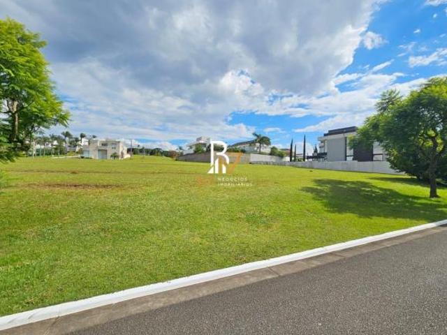 Terreno no Residencial Parati em Alphaville Graciosa 703m² R$ 2.100.000,00