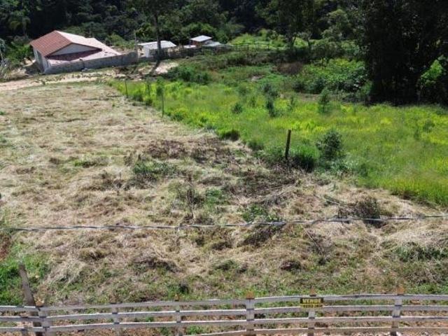 Terreno no Restaurante Fogão de Lenha 2