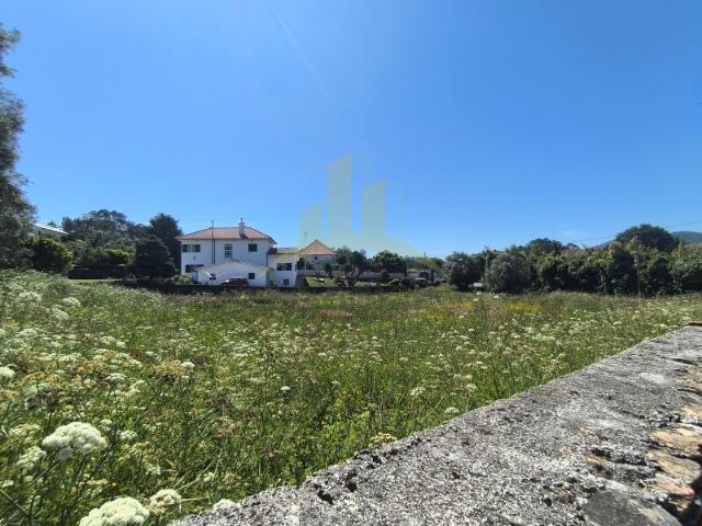 TERRENO Nogueira, Viana do Castelo