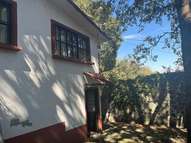 CASA PARA REMODELAR A 5 MIN DE SIX FLAGS