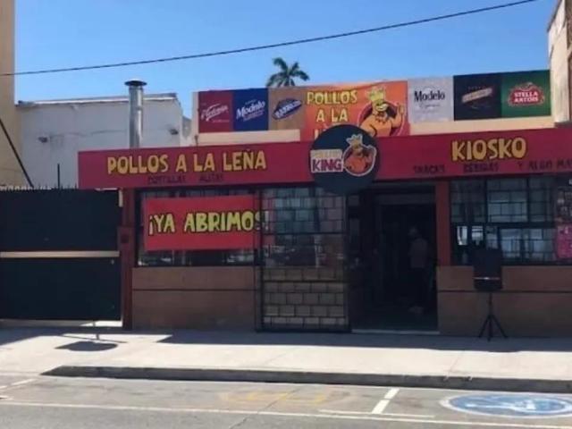 Terreno o local en boulevard Avila Camacho frente a la playa