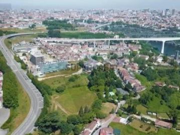 TERRENO OPORTUNIDADE ÚNICA DE INVESTIMENTO EM VILA NOVA DE GAIA!