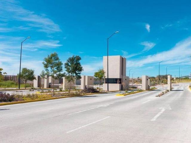 TERRENO A 5 MIN DE ANAHUAC QRO