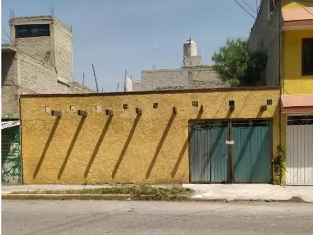 TERRENO A LA VENTA EN JARDINES DE MORELOS