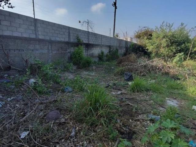 TERRENO A UNA CUADRA DE LA AV. RAFAEL CUERVO. ATYRAS DEL CENTRO COMERICAL
