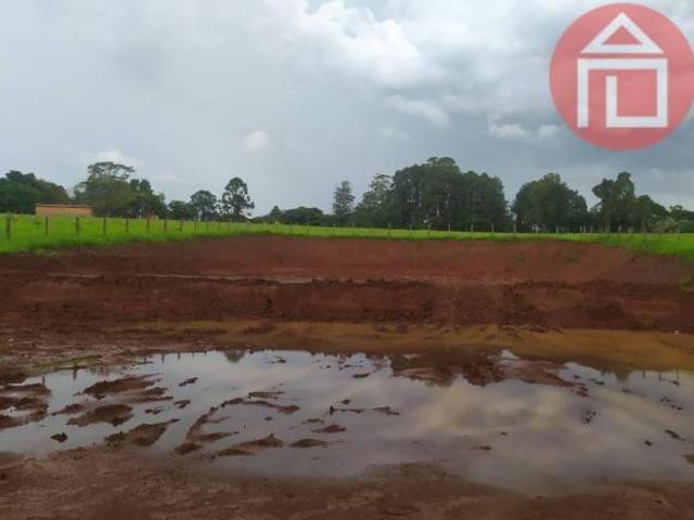 Terreno à venda, 1350 m² por R$ 400.000,00 Curitibanos Bragança Paulista/SP