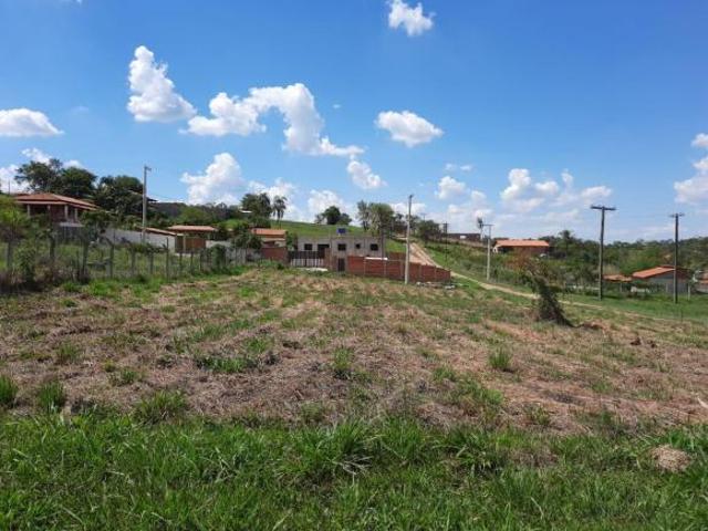 Terreno à venda, 1357 m² por R$ 91.000,00 Collinas dos Alpes Porangaba/SP