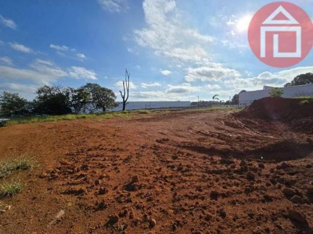 Terreno à venda, 1374 m² por R$ 730.000,00 Curitibanos Bragança Paulista/SP
