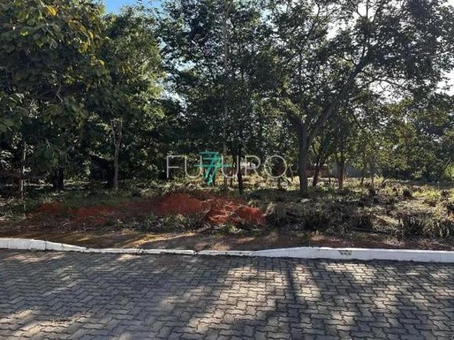 Terreno de 1400 m² à venda no Setor Habitacional Jardim Botânico a 10 minutos da ponte JK