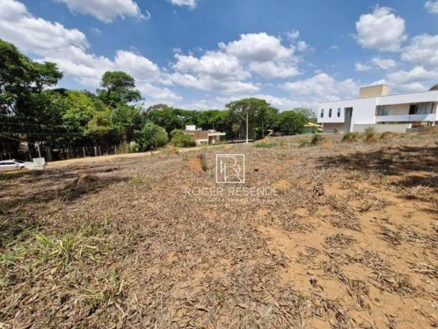 Terreno à venda, 1419 m² por R$ 215.000 Centro São Joaquim de Bicas/MG