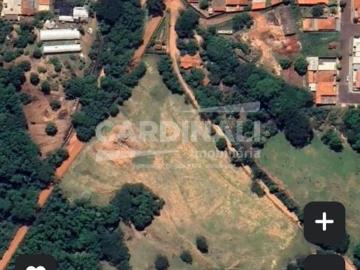 TERRENO À VENDA