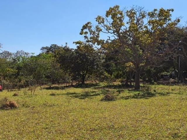 Corumbá 3, Luziania cercado, água, luz e internet 1700 m² por R$ 400.000
