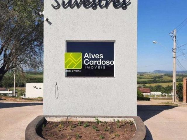 Terreno à venda 1.098,79 M² por R$ 110.000,00 Flores Silvestres Porangaba/SP