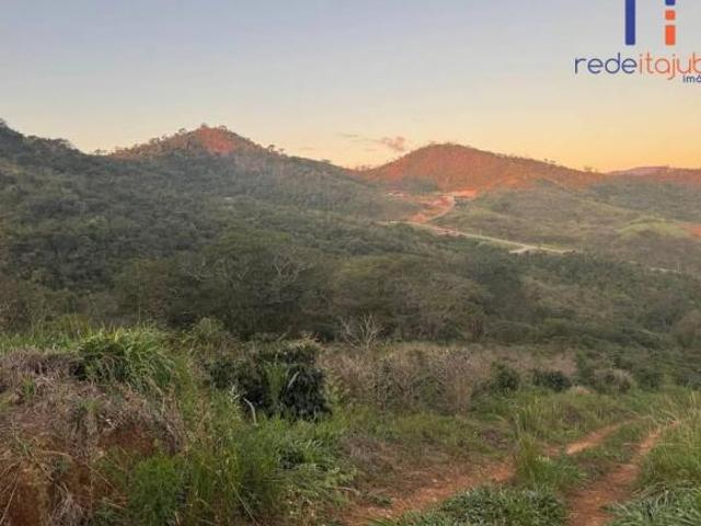 Terreno à venda, 200000 m² por R$ 462.000 Pinheirinho Itajubá/MG