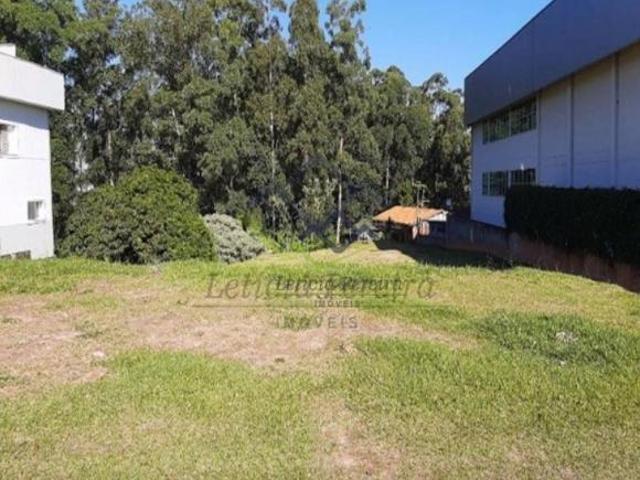 Terreno à venda, 2200 m² por R$ 6.700.000,00 Residencial Tamboré Barueri/SP