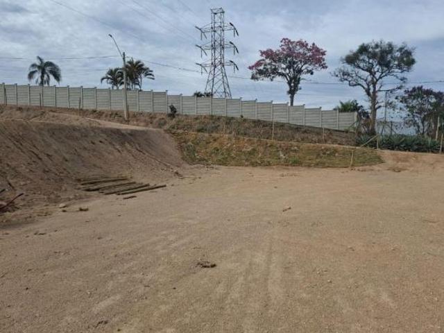 Terreno à venda, 2800 m² por R$ 380.000 Chácara Alpina Valinhos/SP