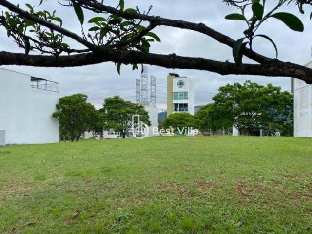 Terreno à venda, 300 m² por R$ 1.600.000,00 Alphaville Santana de Parnaíba/SP