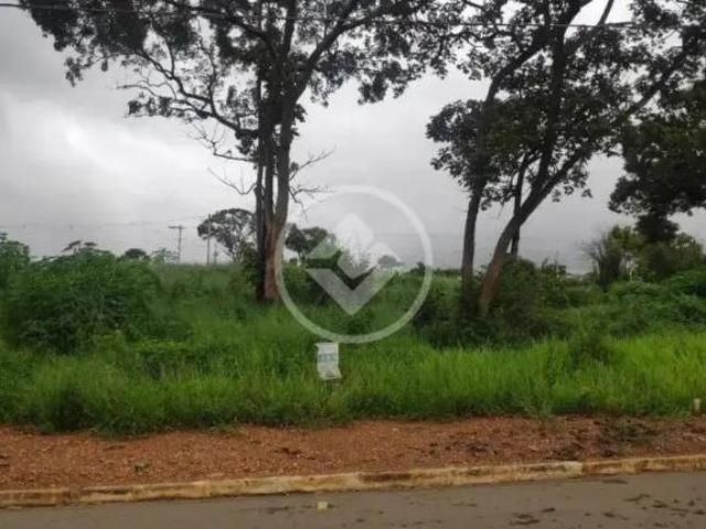 Terreno à venda 360 m2 no bairro Amadeus, excelente oportunidade para construir em uma das regiões