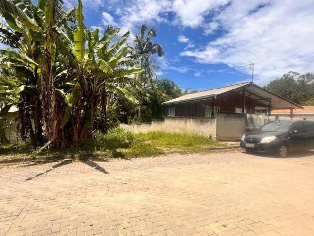 Terreno à venda, 360 m² por R$ 67.000,00 Itapema