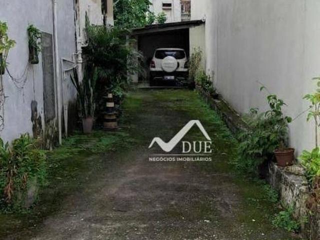 Terreno à venda, 557 m² por R$ 1.900.000,00 Encruzilhada Santos/SP