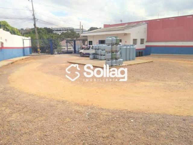 Terreno a venda com ótima topografia na cidade de Valinhos SP