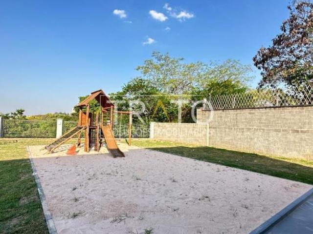 Terreno à venda com projeto já aprovado, no Residencial Jardim dos Lírios
