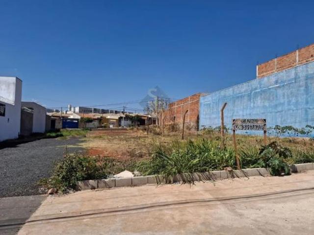 Terreno à venda com 181,14m² de área e uso misto no bairro Reserva Macaúba, em Ribeirão Preto/SP
