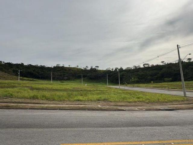 Terreno à venda com 1071,94m² no Condomínio Recanto Baronesa em São José dos Campos