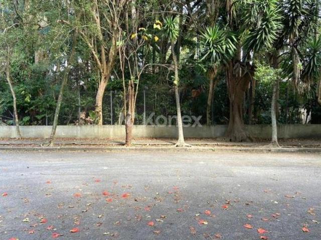 Terreno à venda com 254 m² em Vila Ida, São Paulo