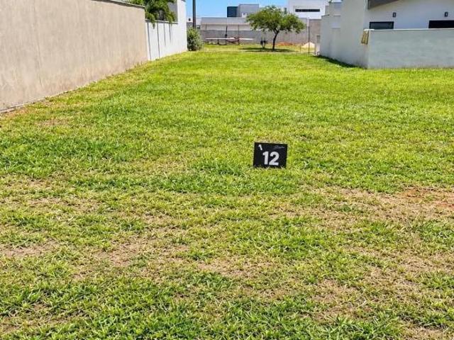 Terreno à venda com 277 m² no Village Damha Marília