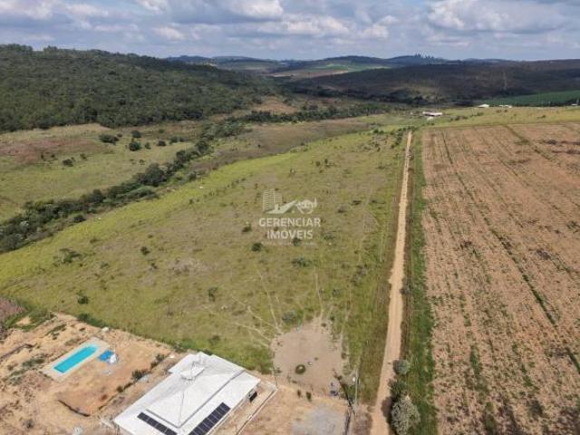 Terreno á Venda com 20.000m², Semi Condomínio e Fundo banhado pelo Rio São João em Itatiaiuçu/MG!