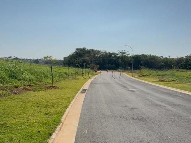 Terreno à venda com 409 m² no Alphaville Dom Pedro 0, Campinas
