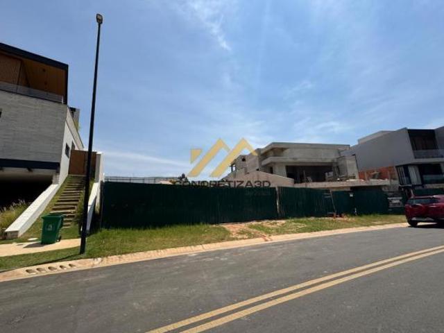 Terreno à venda com 611 m² Parque Villa Dos Pinheiros Indaiatuba/SP