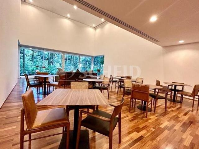 Terreno à venda com 638m2 em Condomínio Exclusivo Triple A
