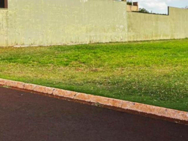 Terreno à venda com 780,00m² no Condomínio Ana Carolina, em Cravinhos/SP