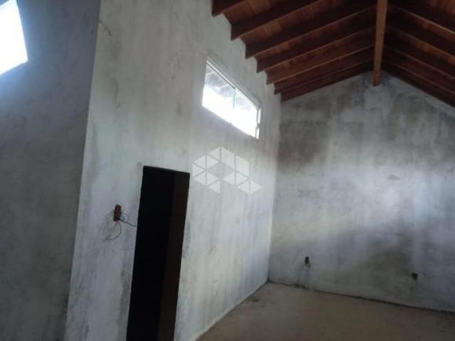 Terreno à venda com 7x22 com casa semi pronta