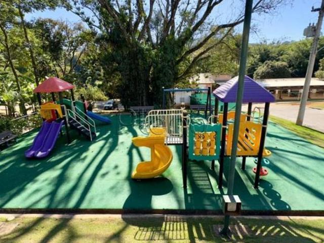 Terreno à venda com 851 m² no Reserva Santa Isabel, Louveira