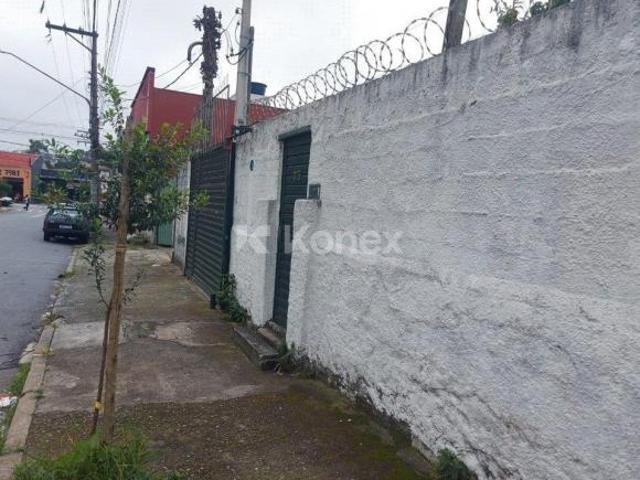 Terreno à venda com 880 m² em Itaquera, São Paulo